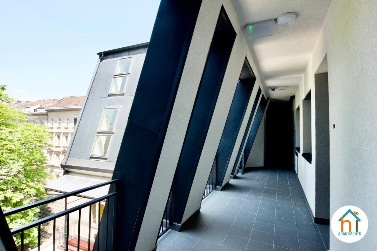 Premium Apartment By Hi5 - Penthouse Studio + Rooftop ブダペスト エクステリア 写真