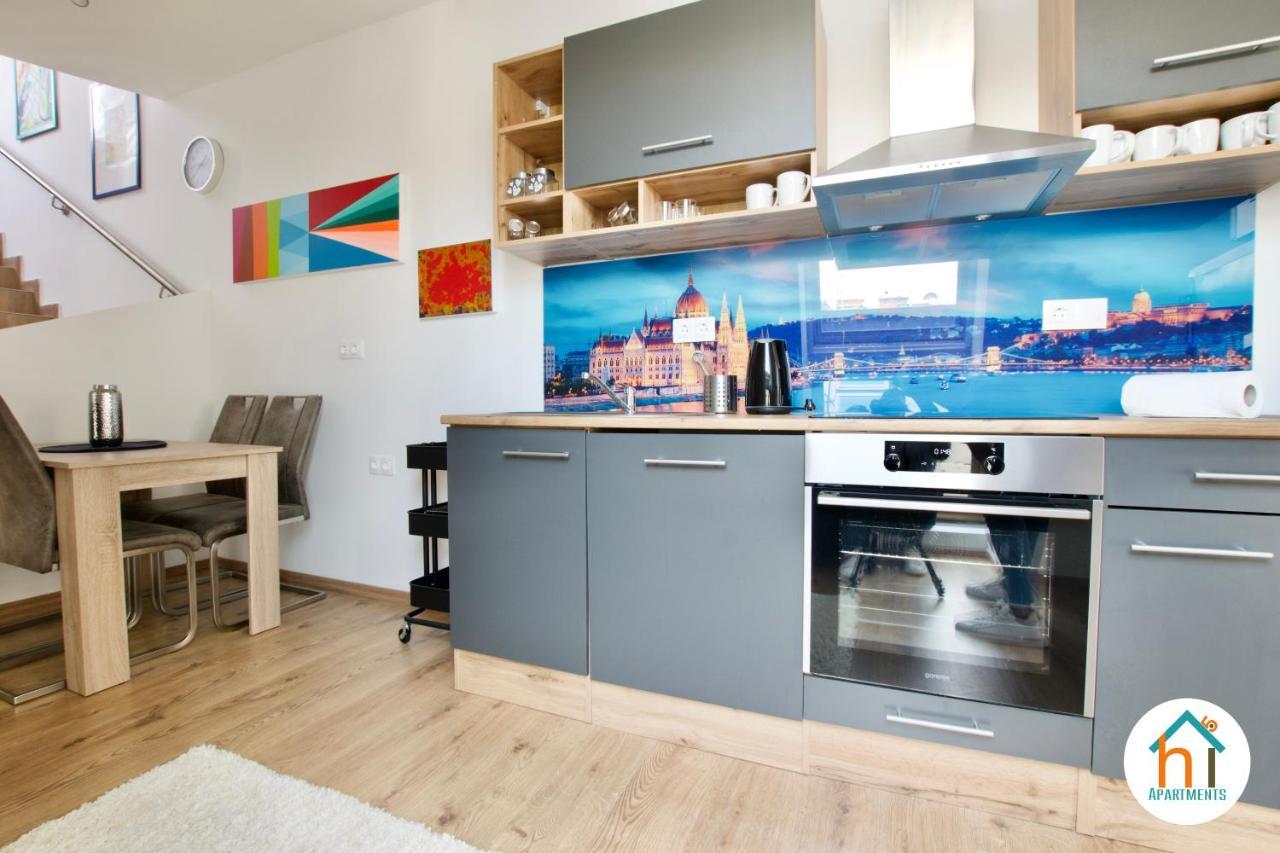 Premium Apartment By Hi5 - Penthouse Studio + Rooftop ブダペスト エクステリア 写真