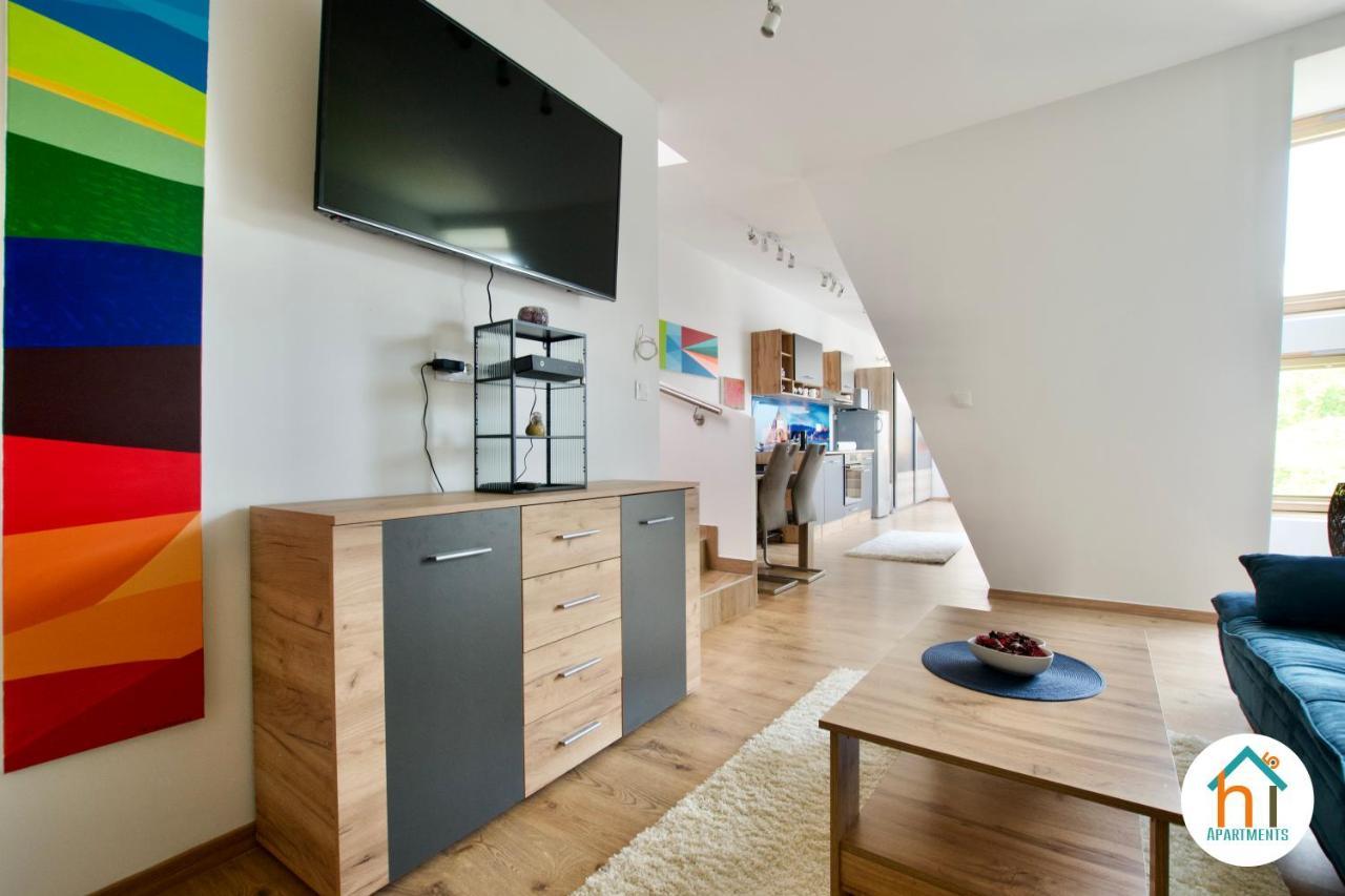 Premium Apartment By Hi5 - Penthouse Studio + Rooftop ブダペスト エクステリア 写真
