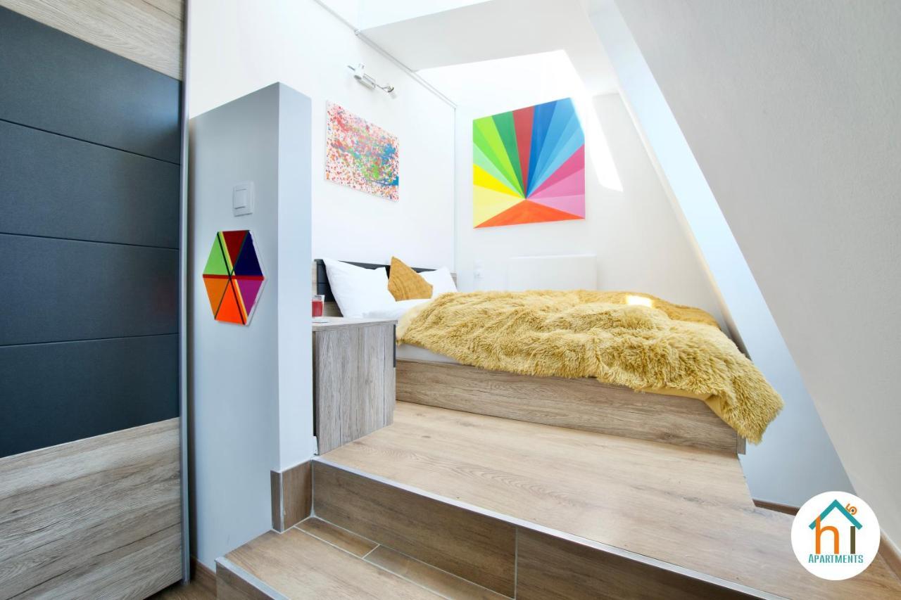 Premium Apartment By Hi5 - Penthouse Studio + Rooftop ブダペスト エクステリア 写真